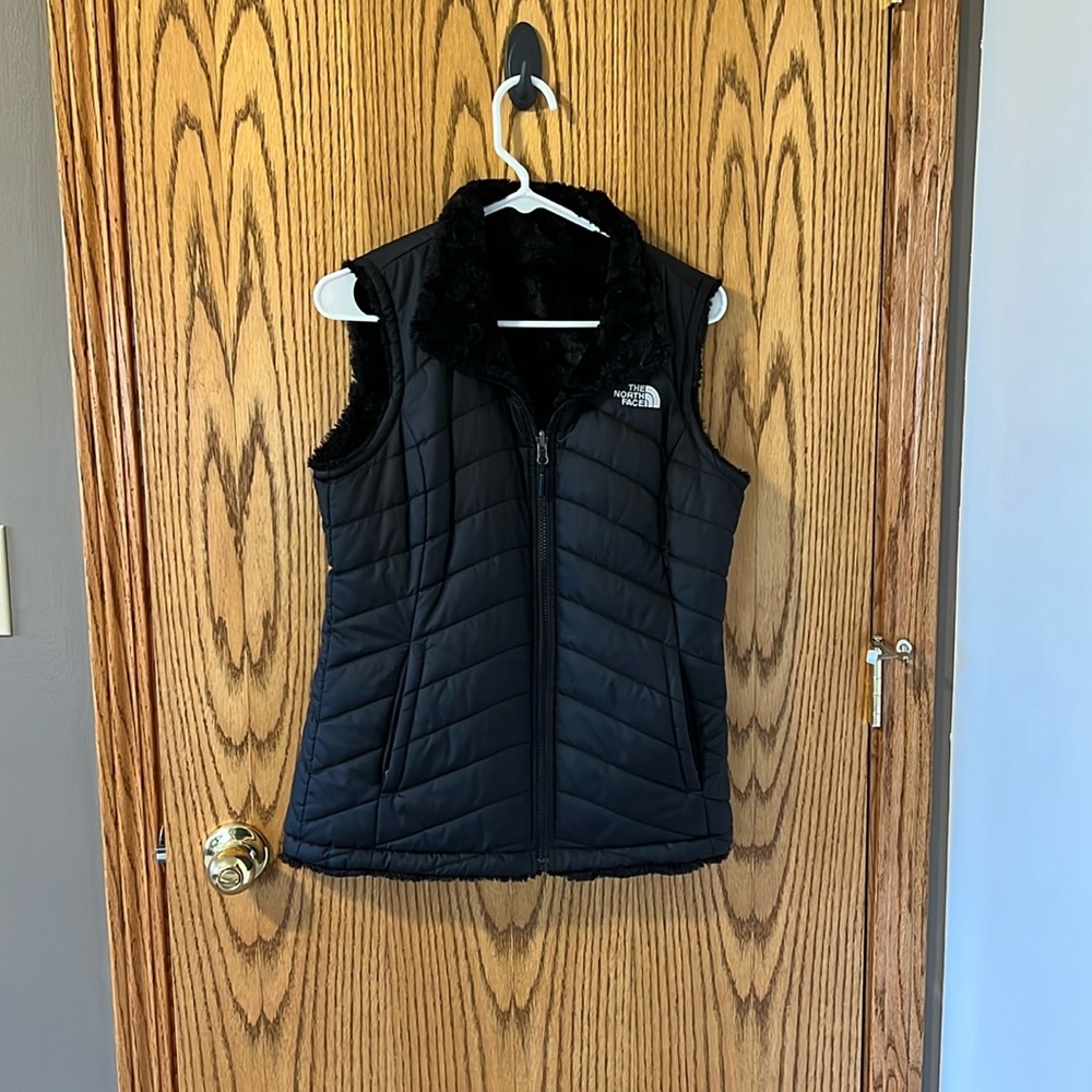 Women’s North Face Reversible Vest - hardly worn